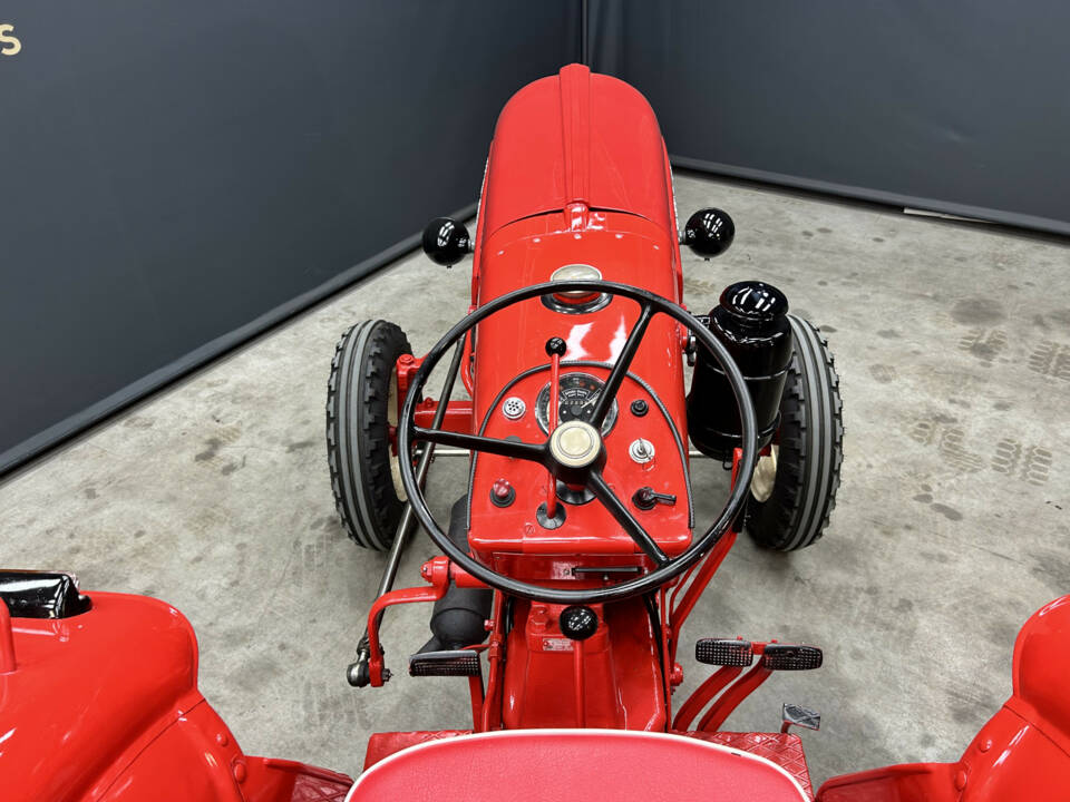 Imagen 31/50 de Porsche-Diesel Super Export 329 (1962)