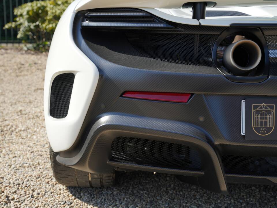 Afbeelding 35/50 van McLaren 675LT (2016)