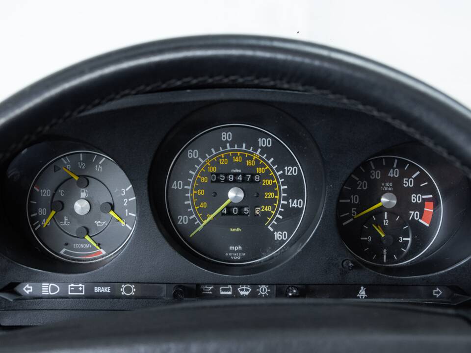 Afbeelding 12/32 van Mercedes-Benz 300 SL (1986)
