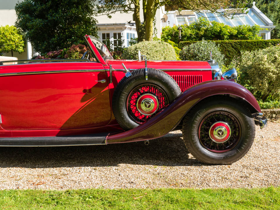 Afbeelding 18/66 van Mercedes-Benz 290 Cabriolet B (1935)