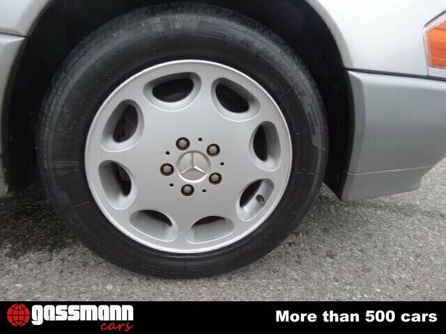 Bild 6/15 von Mercedes-Benz SL 320 (1995)