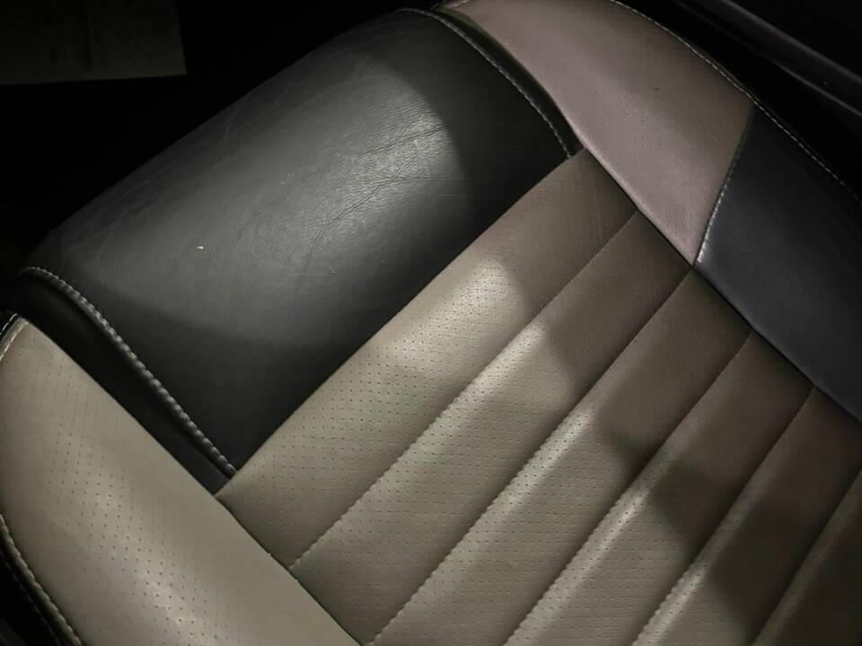 Image 40/60 of Ford Mustang GT (2005)