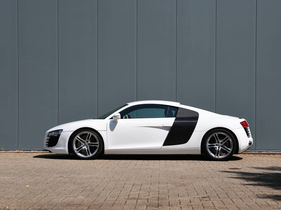Bild 28/53 von Audi R8 (2008)