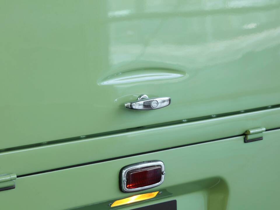 Image 45/47 of Volkswagen T1 minibus (1961)