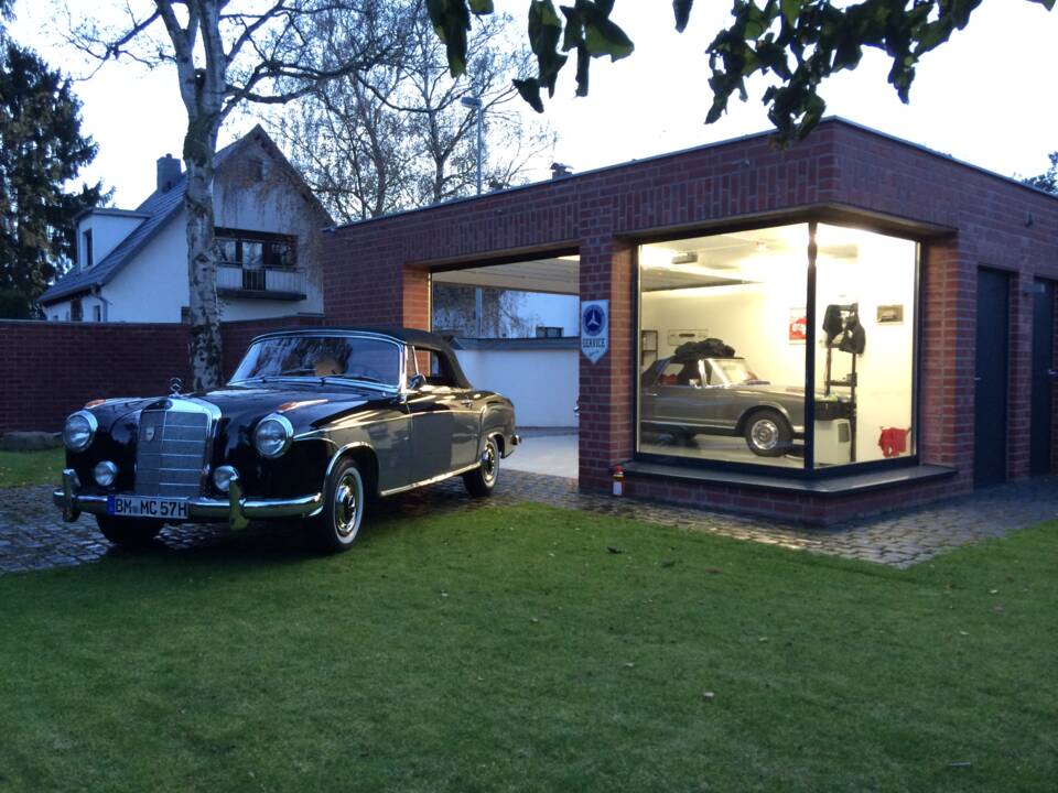 Afbeelding 17/118 van Mercedes-Benz 220 S Cabriolet (1957)
