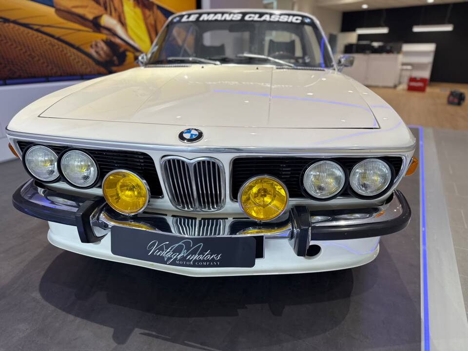 Image 18/35 of BMW 3.0 CS (1974)