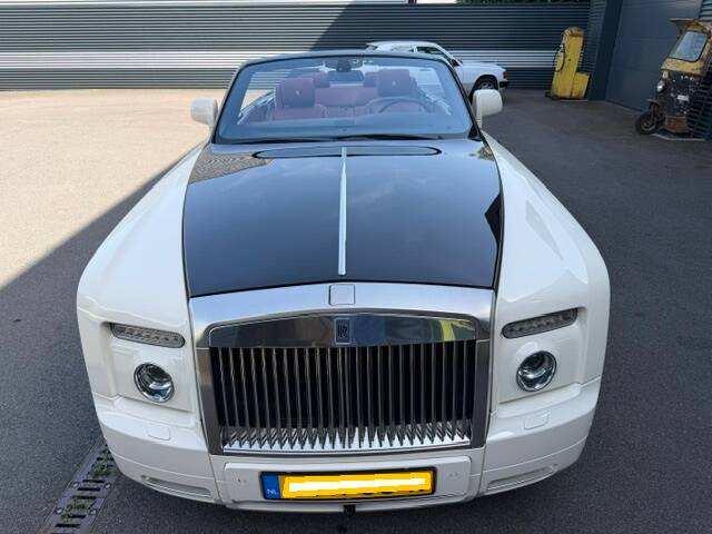Imagen 4/33 de Rolls-Royce Phantom DHC (2009)