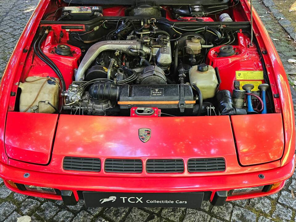 Image 20/31 of Porsche 924 Turbo (1981)