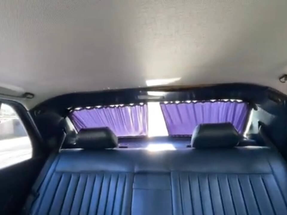 Image 57/100 of Mercedes-Benz 500 SEL (1983)