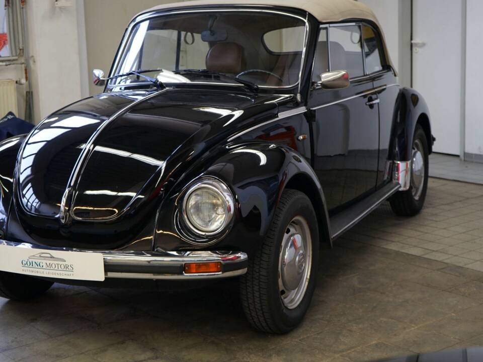 Image 5/15 of Volkswagen Beetle 1303 (1976)