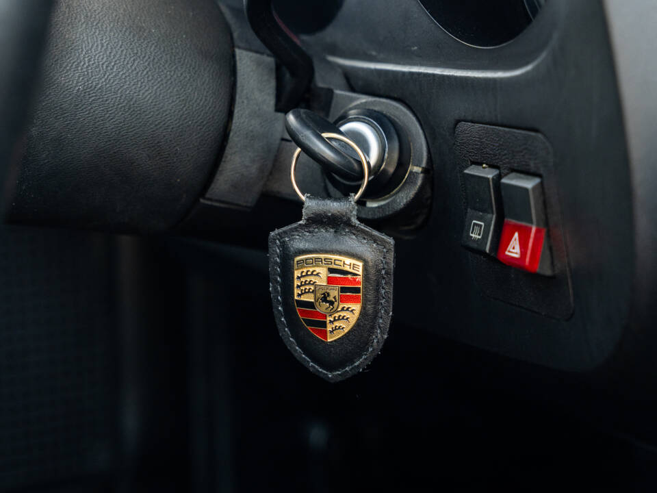 Image 43/58 of Porsche 924 Turbo (1982)