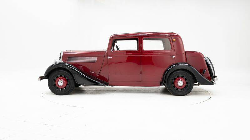 Imagen 8/15 de Berliet Dauphine 11CV (1934)