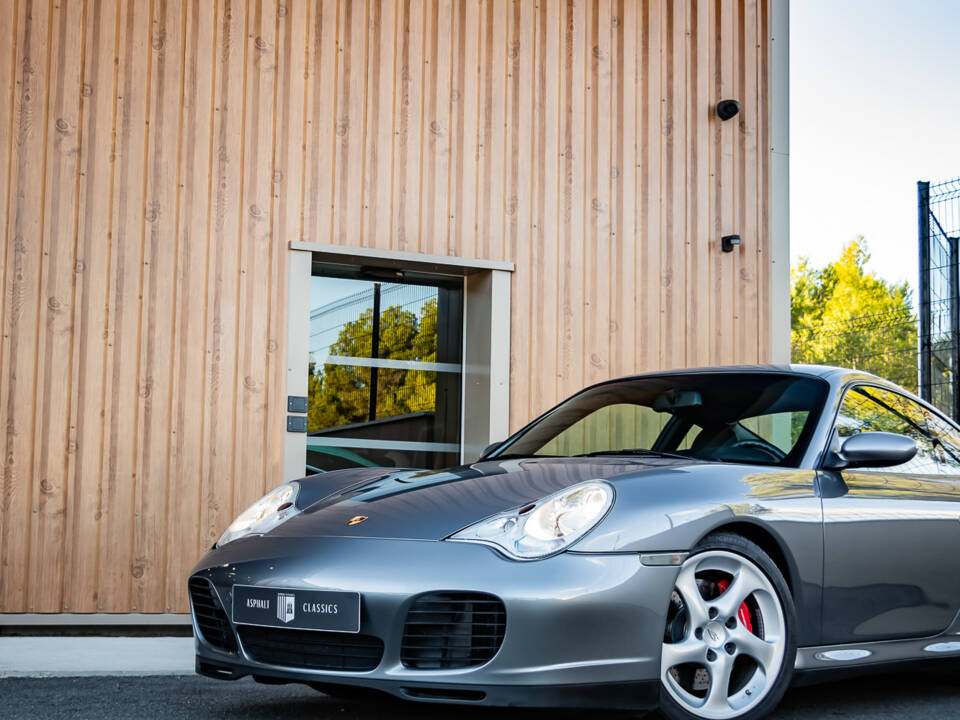 Afbeelding 5/50 van Porsche 911 Carrera 4S (2004)