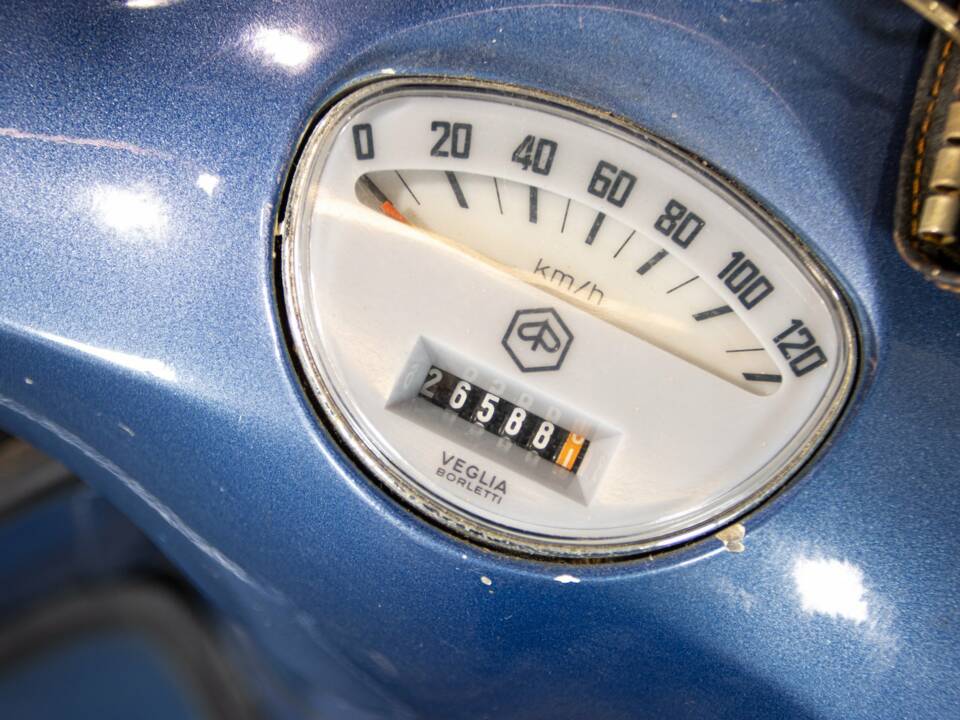 Bild 11/30 von Piaggio Vespa 125 Primavera ET3 (1977)