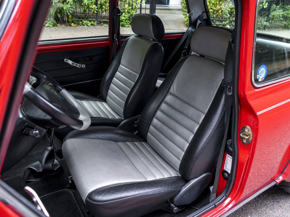 Image 23/28 of Rover Mini "Knightsbridge" (2001)