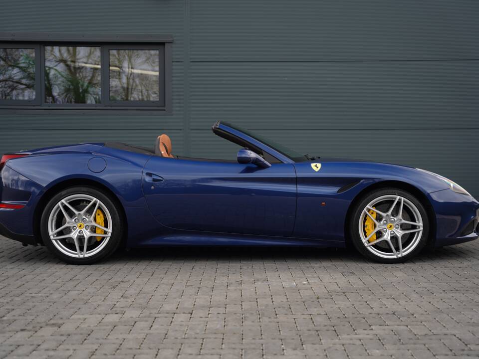 Bild 3/50 von Ferrari California T (2016)