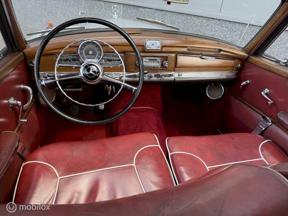 Image 25/36 of Mercedes-Benz 300 d (1958)