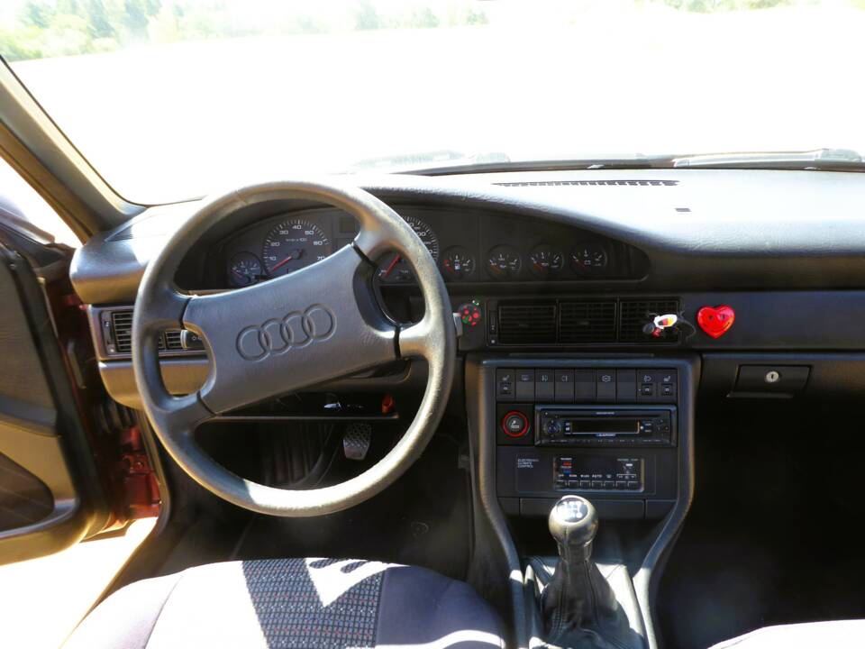 Bild 12/29 von Audi 100 Avant - 2.3 E (1990)