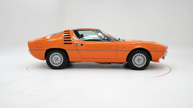 Image 6/15 of Alfa Romeo Montreal (1971)