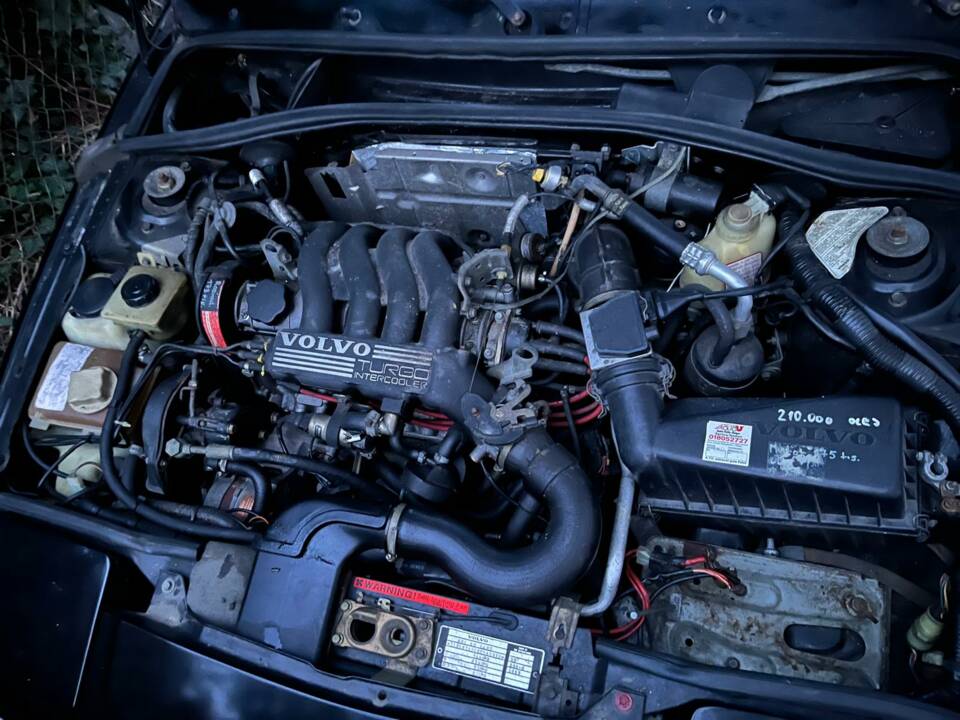 Bild 8/10 von Volvo 480 Turbo (1988)