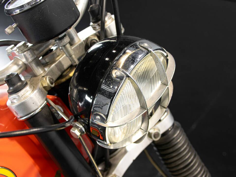 Image 38/50 of Montesa Cota 349 Trial (1980)