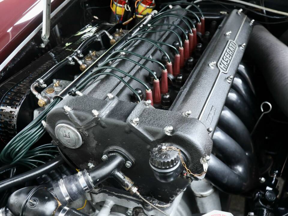 Bild 40/50 von Maserati 3500 GT Touring (1961)