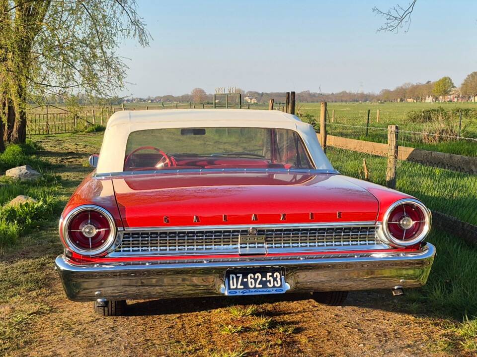 Imagen 3/5 de Ford Galaxie 500 (1963)