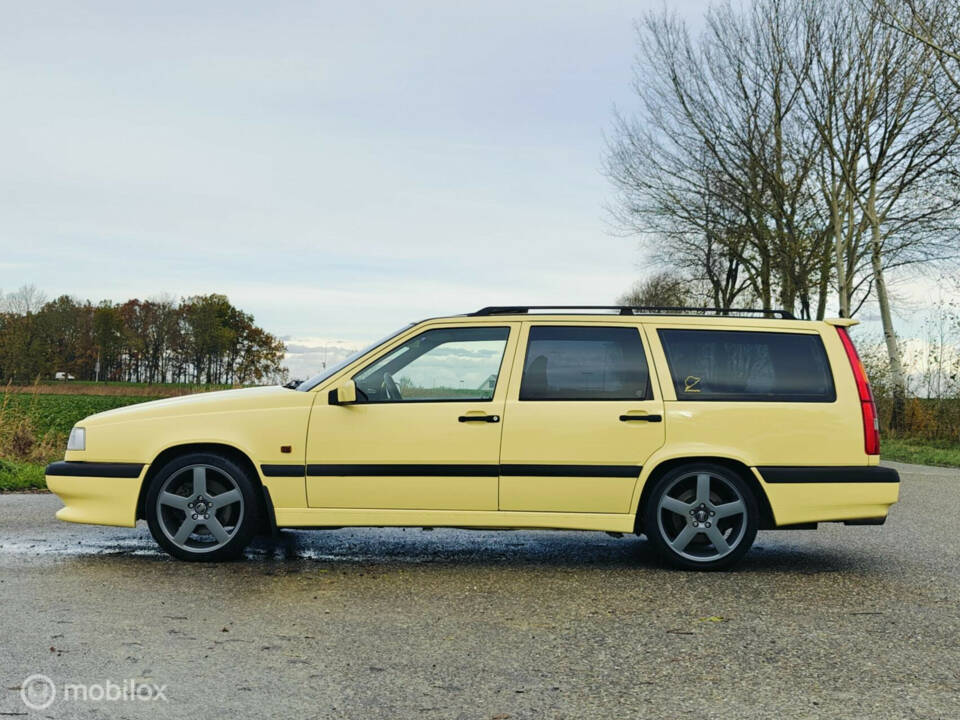 Image 3/42 of Volvo 850 T-5R (1995)