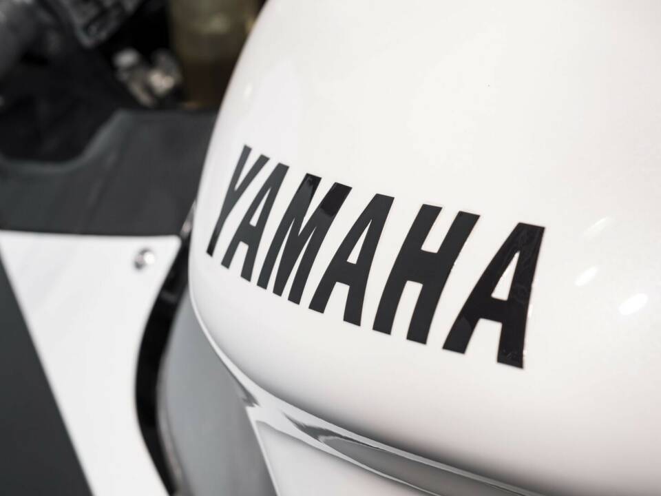 Afbeelding 35/44 van Yamaha YZF 1000 R1 (1998)