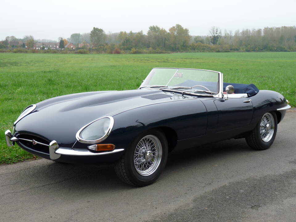 Imagen 2/22 de Jaguar E-Type 3.8 (1963)