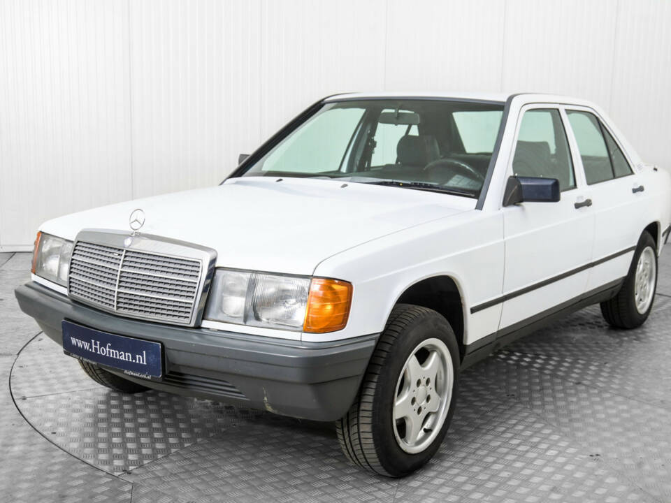 Bild 17/50 von Mercedes-Benz 190 D (1986)