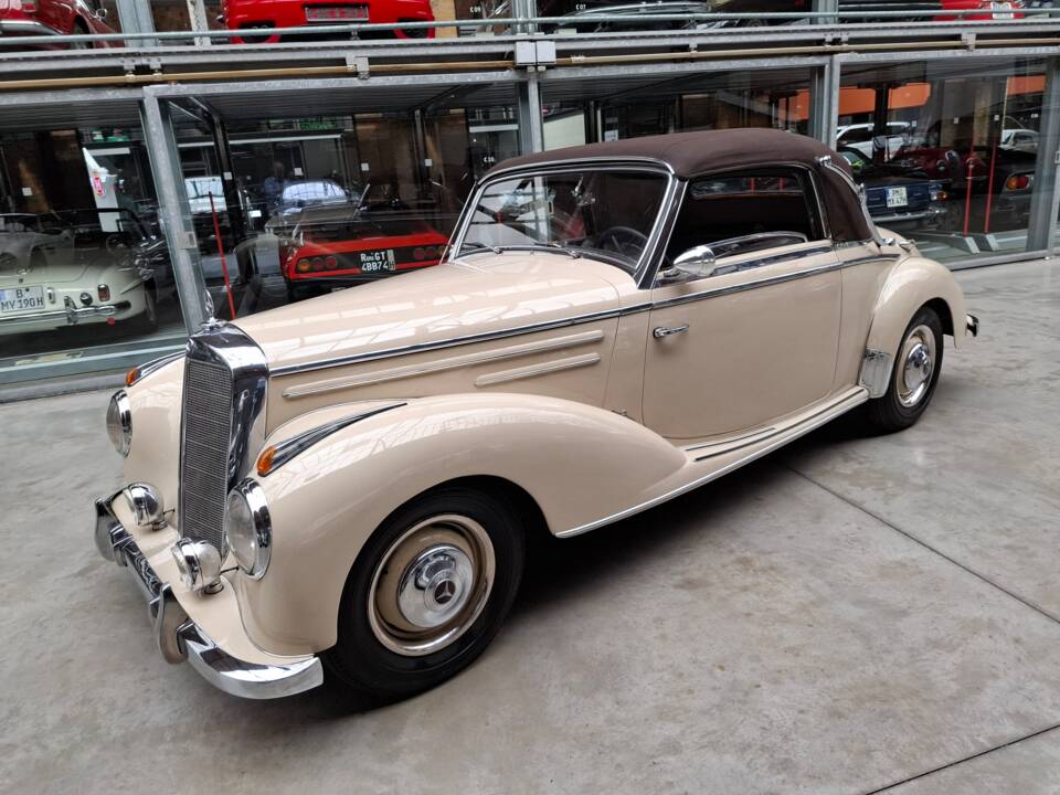 Bild 23/26 von Mercedes-Benz 220 Cabriolet A (1953)