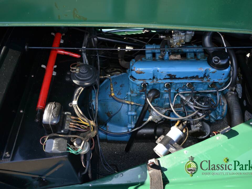 Image 15/50 of Morgan 4/4 Series IV (1962)