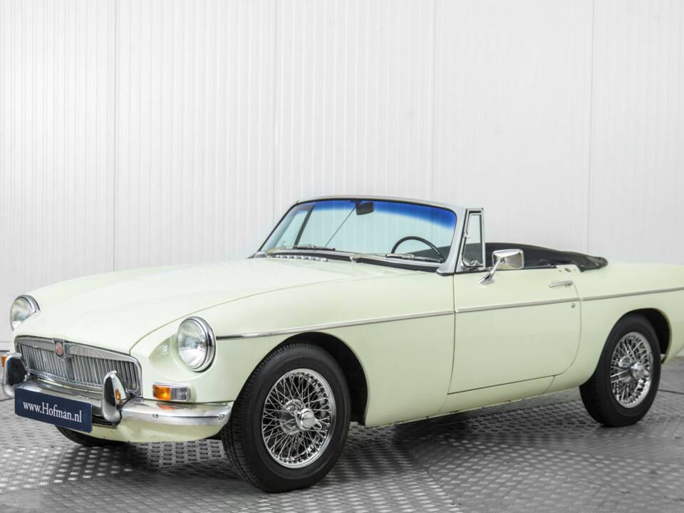 Afbeelding 1/50 van MG MGB (1968)