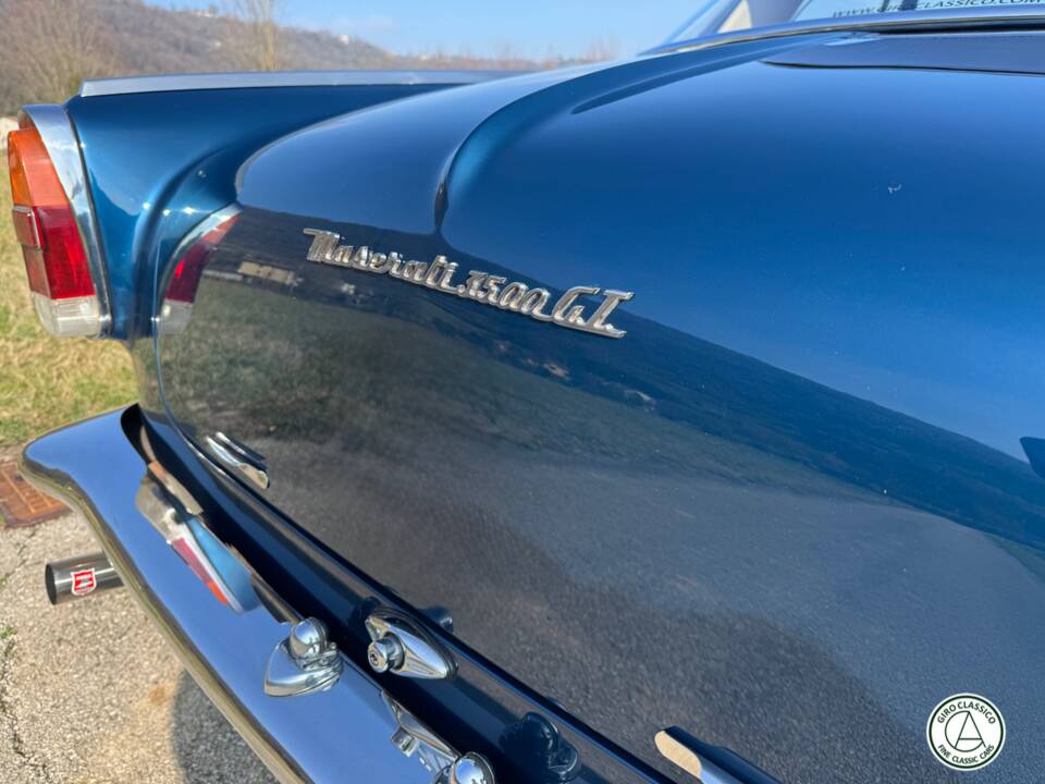 Image 20/43 of Maserati 3500 GT Touring (1961)