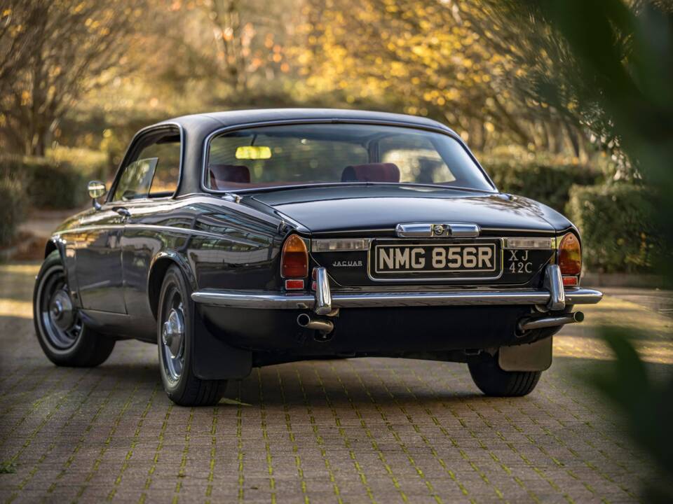 Bild 3/8 von Jaguar XJ 6 C 4.2 (1976)