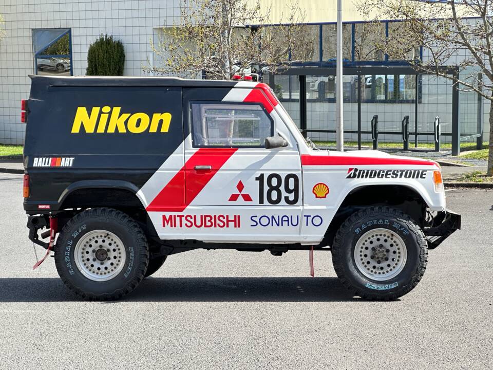 Image 2/9 de Mitsubishi Pajero TD (1985)