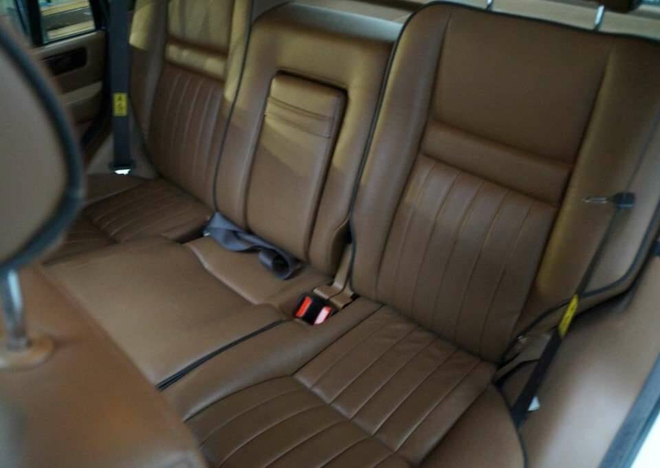 Bild 16/50 von Land Rover Range Rover 4.0 SE (1997)