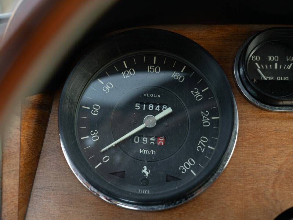 Bild 50/50 von Ferrari 330 GT 2+2 (1964)