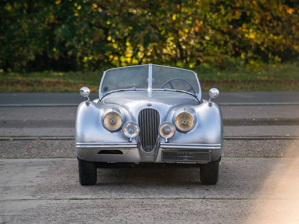 Image 3/20 of Jaguar XK 120 OTS (1950)