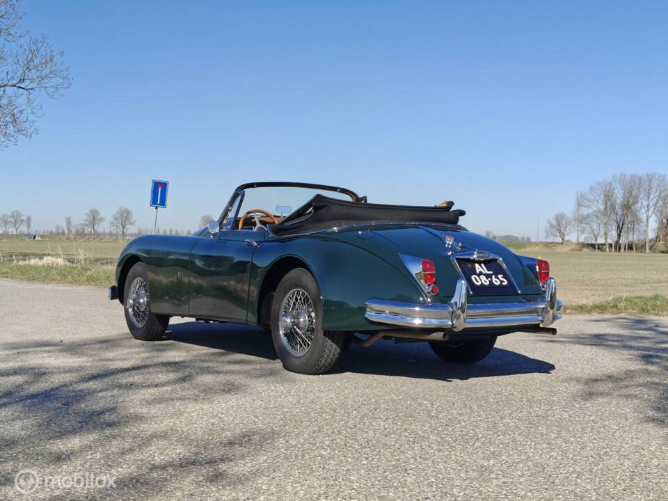 Image 14/48 of Jaguar XK 150 DHC (1960)