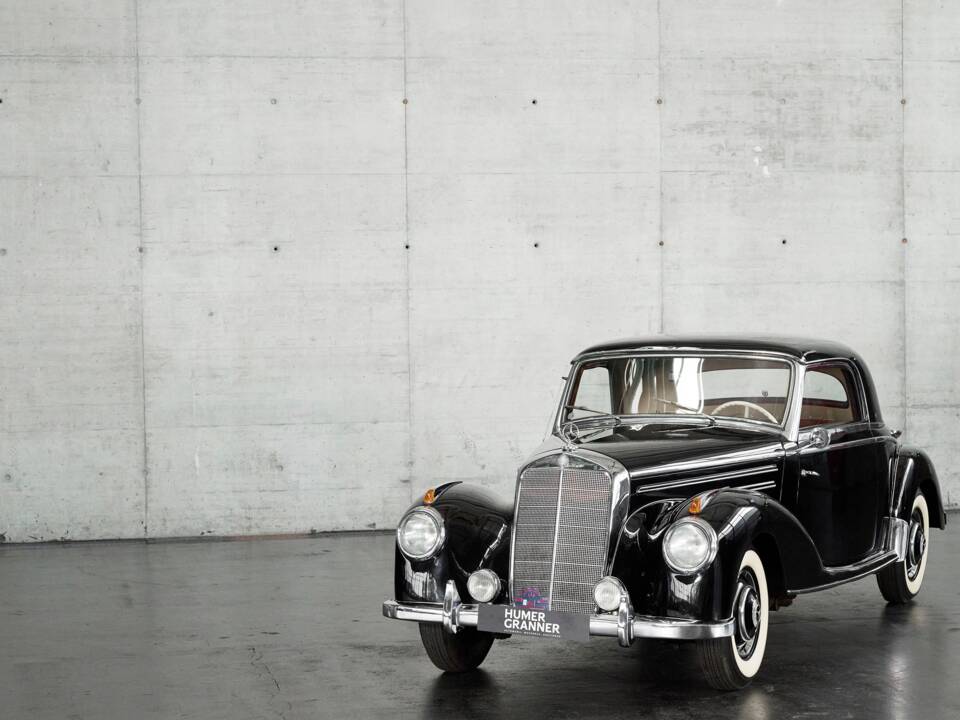 Image 2/50 of Mercedes-Benz 220 Coupe (1954)