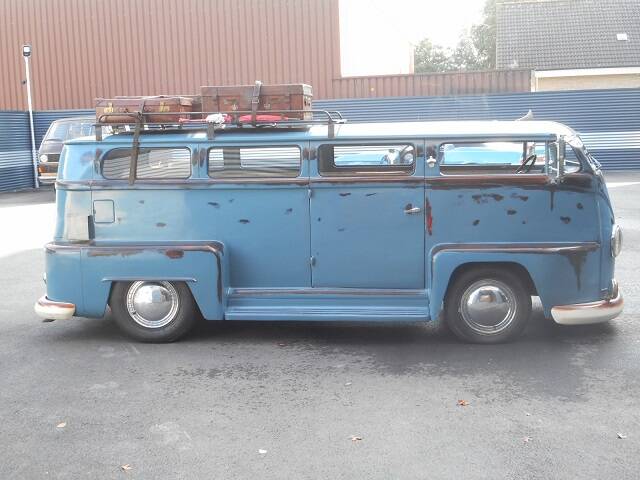 Image 8/20 of Volkswagen T2b Kombi (1973)