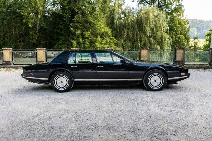 Bild 6/7 von Aston Martin Lagonda (1985)