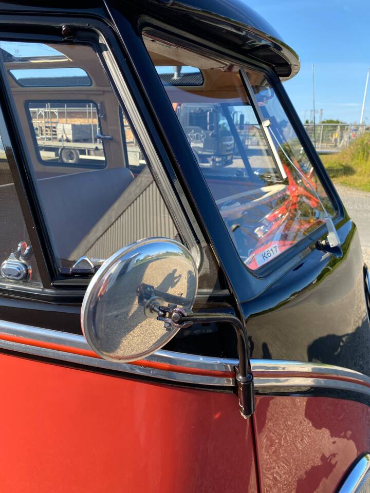 Immagine 17/61 di Volkswagen T1 Samba 1.2 (1958)