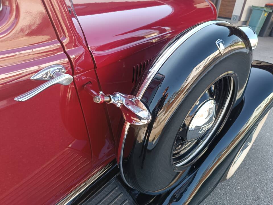 Bild 28/49 von Plymouth Deluxe (1934)