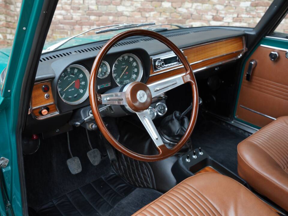 Bild 3/50 von Alfa Romeo Giulia 1300 TI (1972)