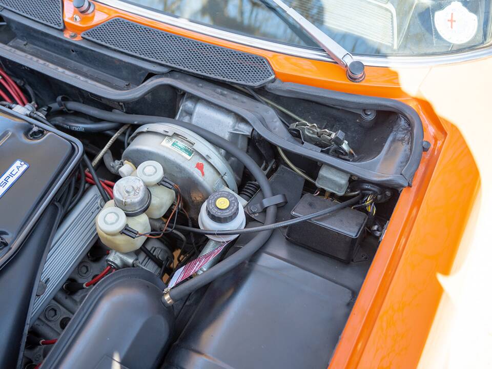 Image 50/50 de Alfa Romeo Montreal (1971)