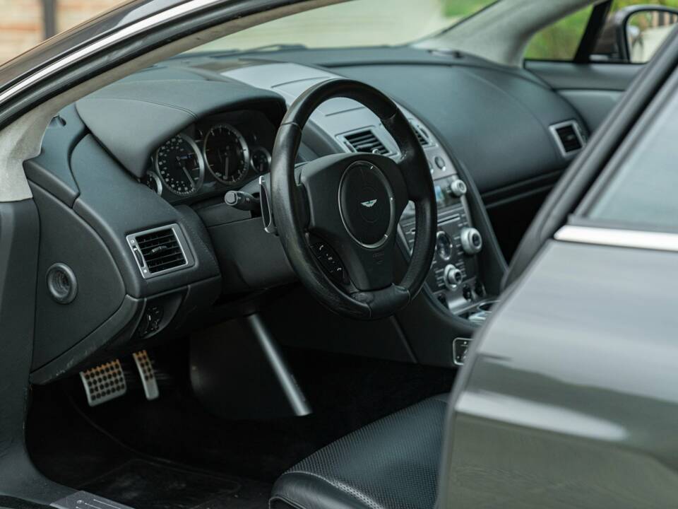 Bild 34/50 von Aston Martin Rapide (2010)