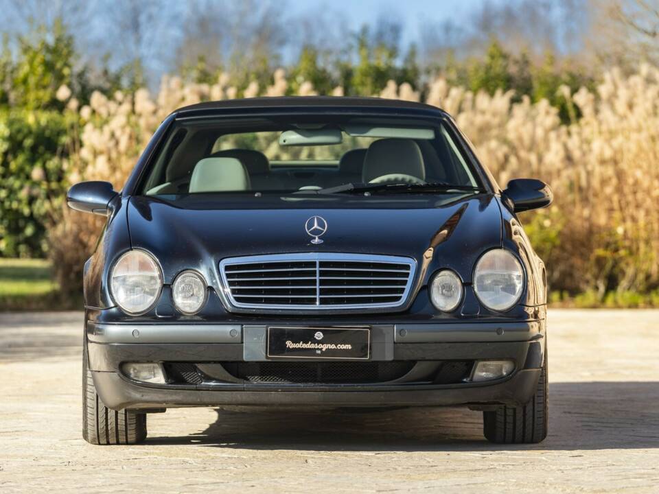 Bild 13/50 von Mercedes-Benz CLK 230 Kompressor (1999)